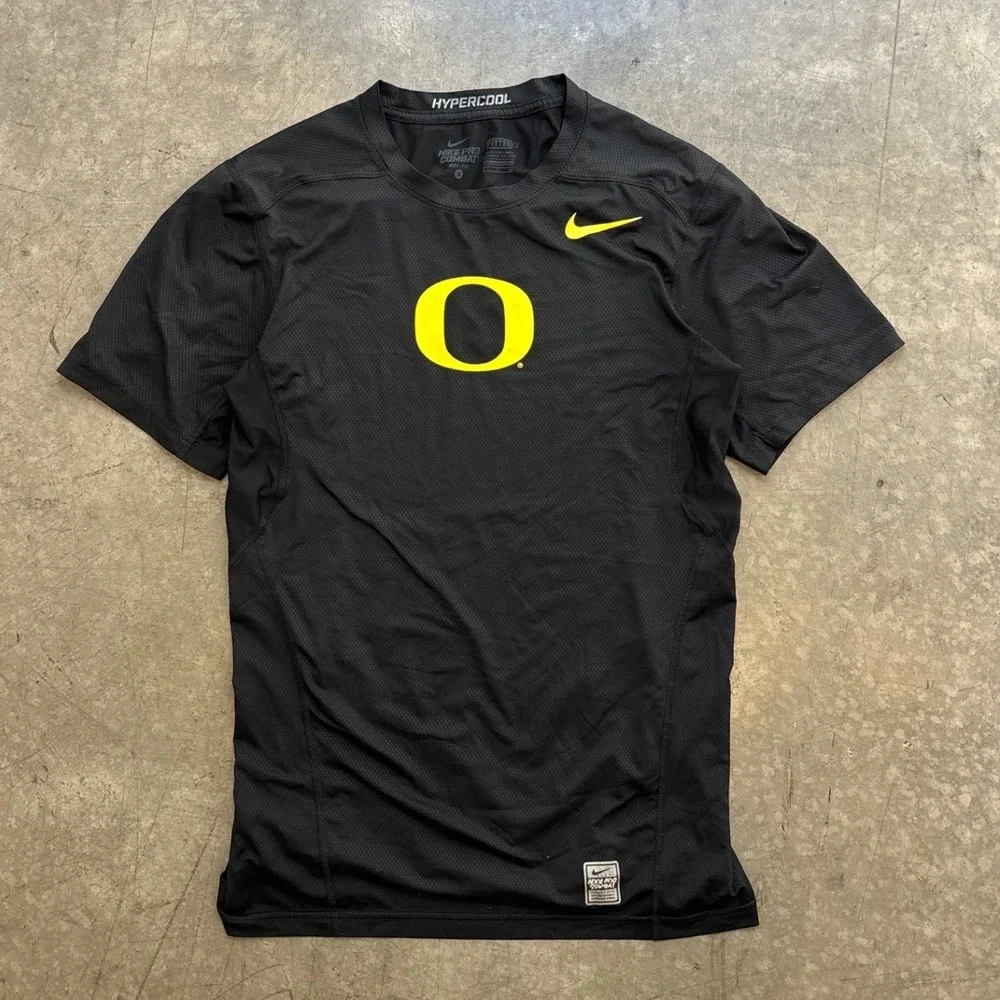 Oregon Ducks Shirt Mens Small Black Nike Pro Combat Hypercool Fitted Gym
